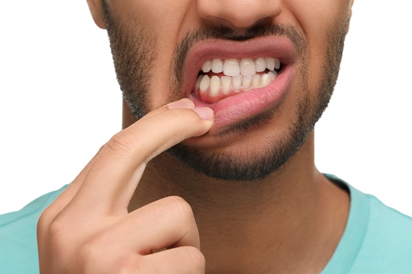 When It Is Time To Seek Professional Gum Disease Treatment